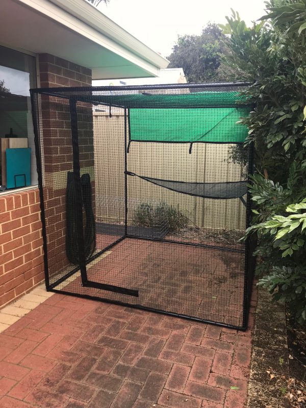 p1 Classic Free Standing Enclosure Single